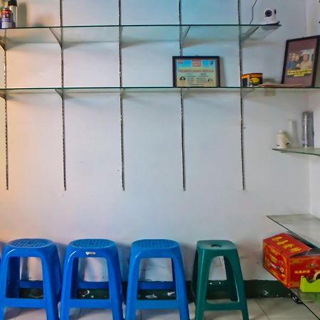 Oyo 92235 Guesthouse Rantang Medan Exterior foto