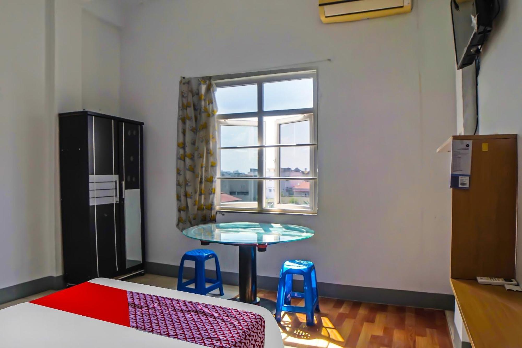 Oyo 92235 Guesthouse Rantang Medan Exterior foto