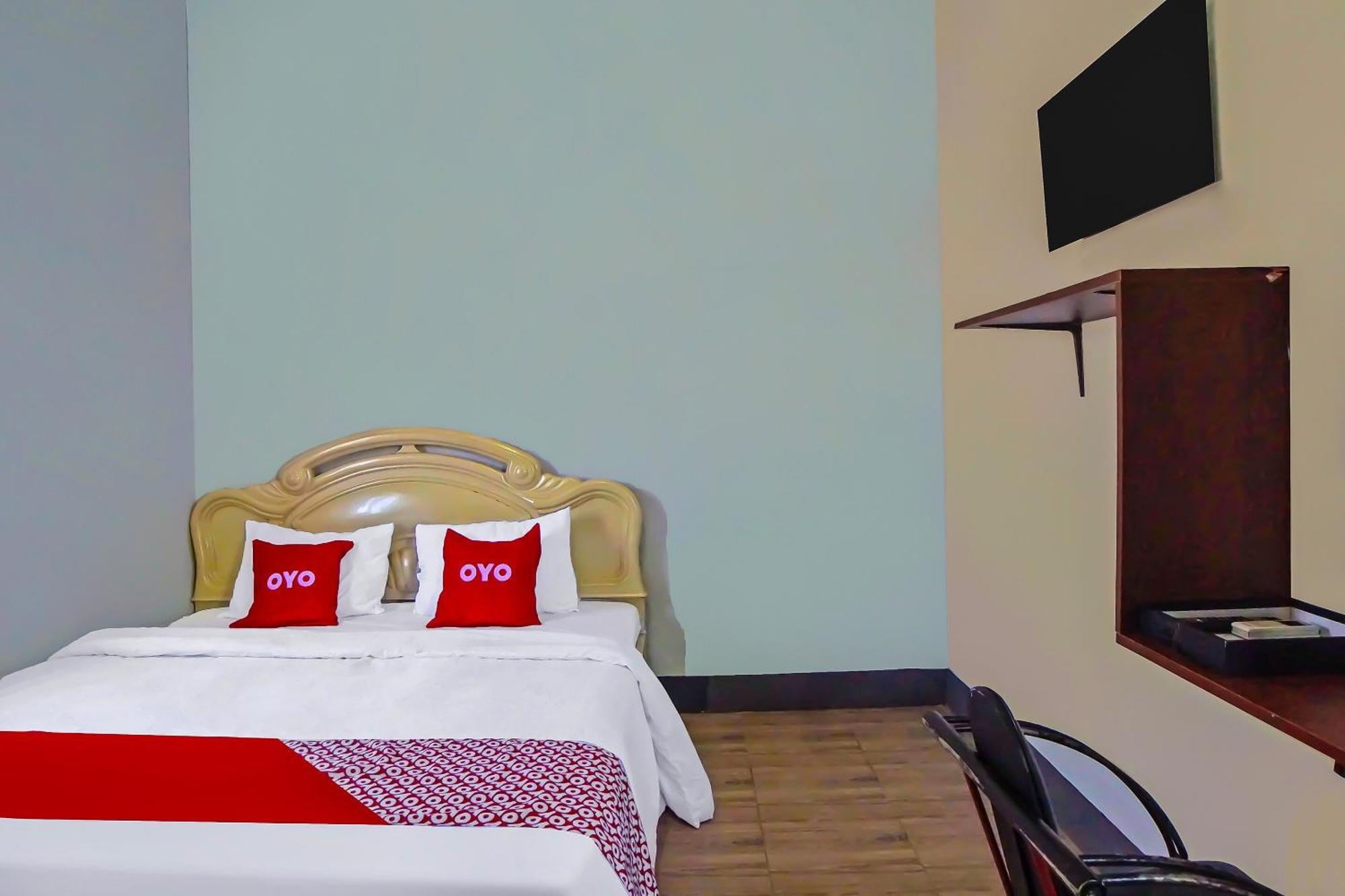 Oyo 92235 Guesthouse Rantang Medan Exterior foto
