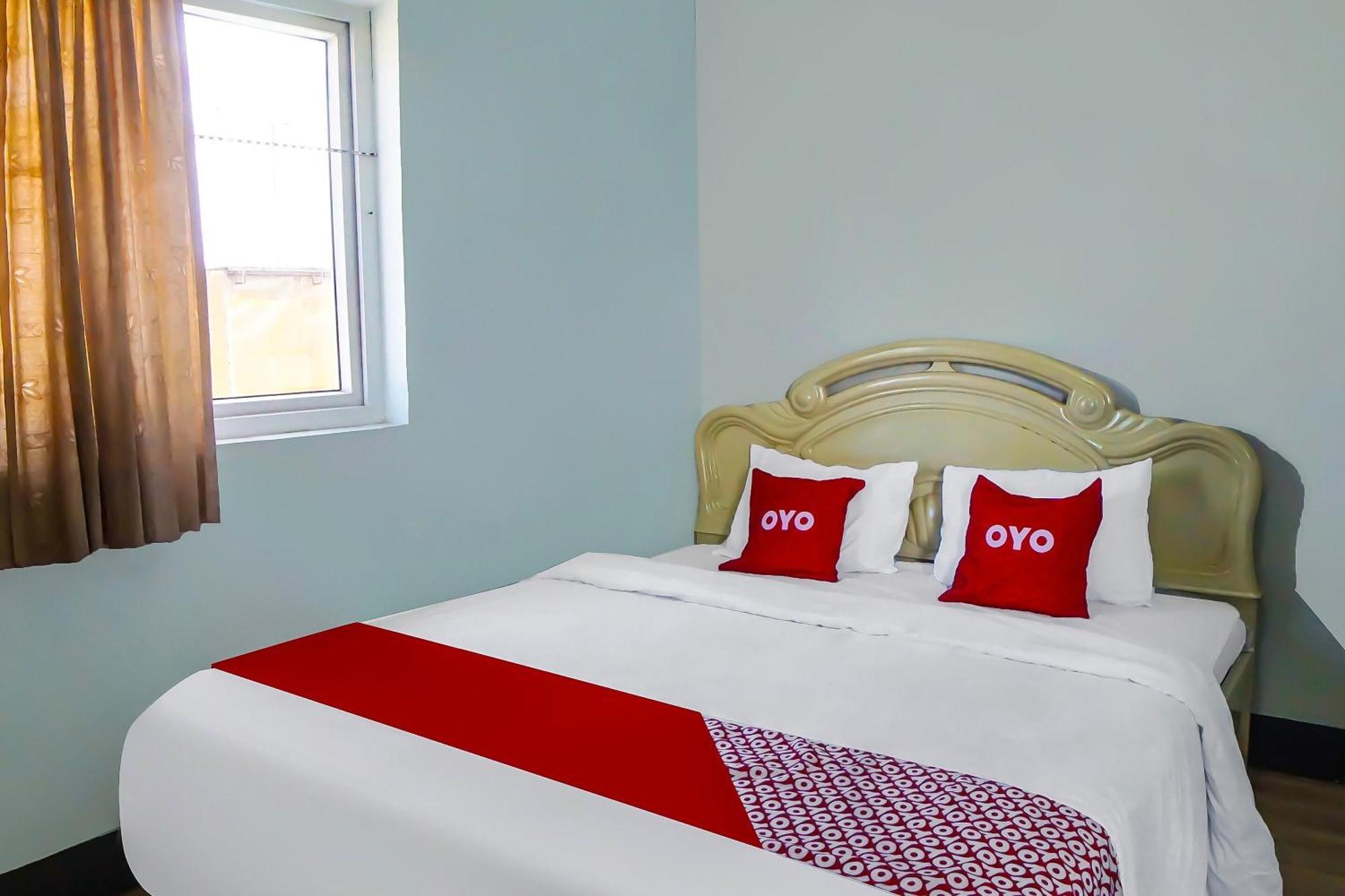 Oyo 92235 Guesthouse Rantang Medan Exterior foto